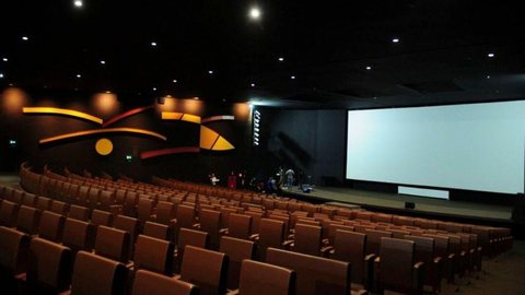 Senado aprova novo prazo para adaptação de cinemas à acessibilidade
