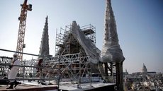 Fase ‘crucial’ da reconstrução da catedral de Notre Dame é concluída; restauração vai começar