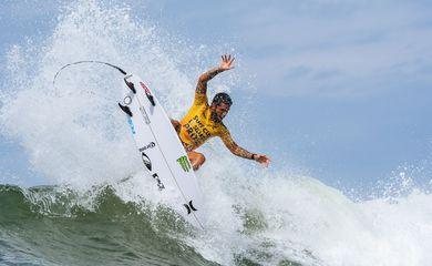 Imagem Surfe: Filipe Toledo é vice-campeão na etapa de El Salvador