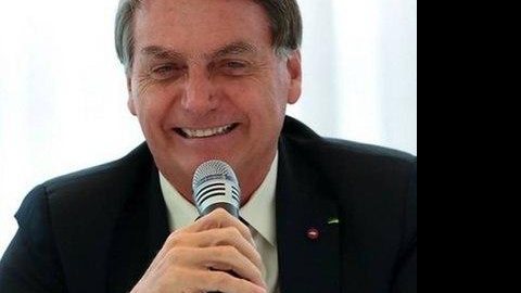 Bolsonaro anuncia que terá seu próprio horário eleitoral
