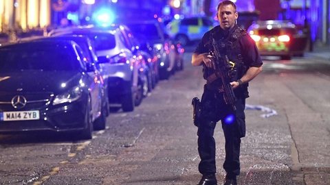Múltiplos incidentes em Londres deixam mortos