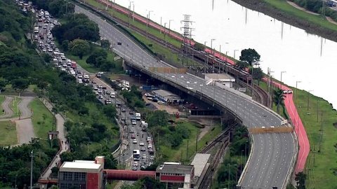 Acidente com viaduto em São Paulo faz 1 mês sem que se saiba as causas e quando será liberado