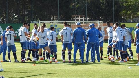 Viagem longa do Palmeiras é mais um passo para Felipão reforçar nova “família Scolari”