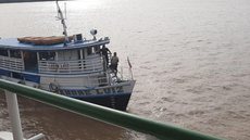 Governo do Amapá vai contratar empresa para içar barco no Rio Jari