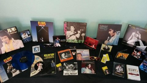 Cover de Elvis Presley tem coleção com mais de 1,5 mil itens sobre o artista