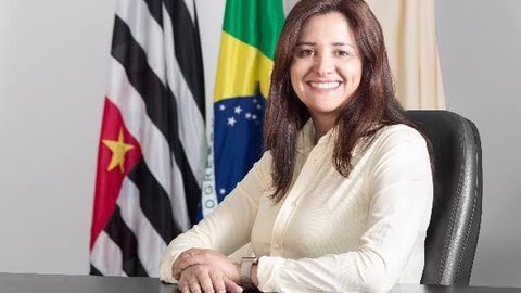 PODER – Renata Sene governa cidade destaque nacional em gestão pública