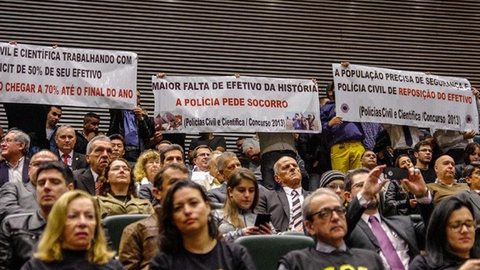 Polícia Civil perde 381 agentes aposentados em 2017 e atua sem 1/4 da equipe