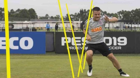 Ramiro terá atenção especial do Corinthians e novo prazo de retorno