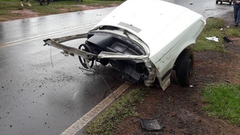 Mulheres morrem em acidente que partiu carro ao meio em rodovia de Marapoama