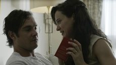 NOVELA: “O OUTRO LADO DO PARAÍSO” – Gael briga com Clara porque ela comprou celular. 