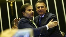Maia diz que governo Bolsonaro promove desmonte da regulação ambiental