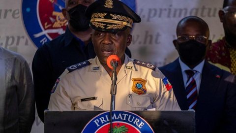 Polícia prende haitiano que vive nos EUA e contratou colombianos que mataram o presidente