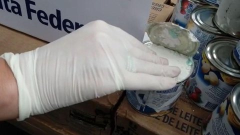 Receita apreende 11kg de cocaína em latas de creme de leite que seguiriam de Viracopos à África