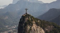 Prefeitura do Rio suspende plano de reabertura por avanço da pandemia