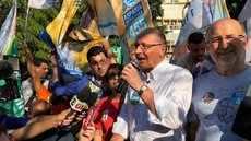 Alckmin critica Bolsonaro e diz que não será ‘pau mandado de banqueiro’