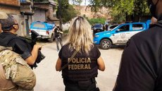 Polícia Federal combate pornografia infantil no Rio