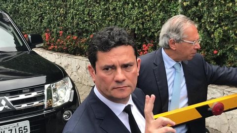 Moro aceita convite de Bolsonaro para o Ministério da Justiça: veja a repercussão