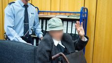 Ex-guarda de campo de concentração é julgado na Alemanha