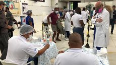Prefeitura de SP começa vacinação de moradores em situação de rua maiores de 60 anos nesta sexta