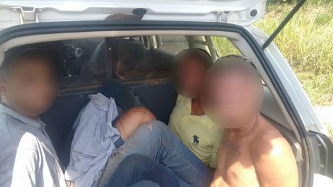Ladrões furtam casa e são presos após perseguição em matagal