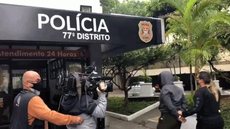 Polícia prende mulher em operação contra o tráfico de drogas na Cracolândia