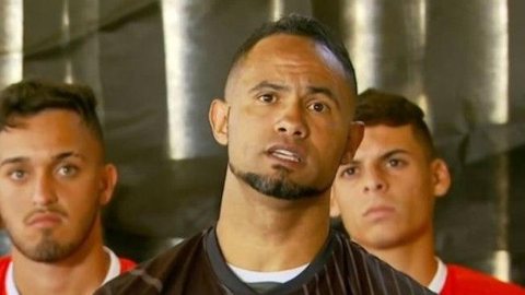 Goleiro Bruno é liberado pela justiça para morar e jogar no Mato Grosso