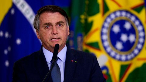 Bolsonaro fará cirurgia hoje em São Paulo