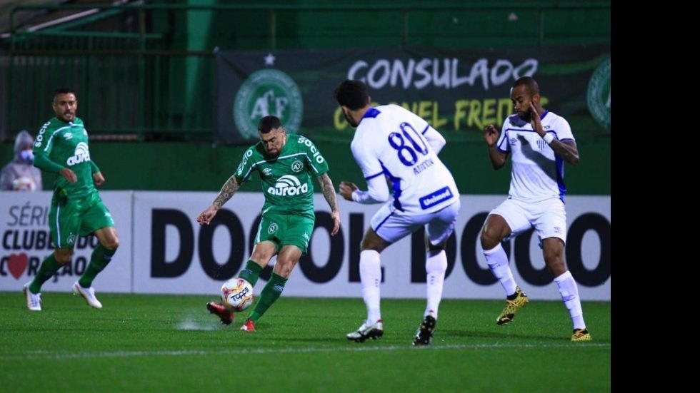 Covid-19: Santa Catarina cancela partida entre Avaí e Chapecoense