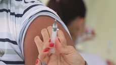 Estado de SP chega a 100% da população adulta vacinada com uma dose contra a Covid-19