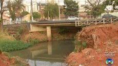 Ponte interditada em Catanduva começa a ser reconstruída após quatro meses