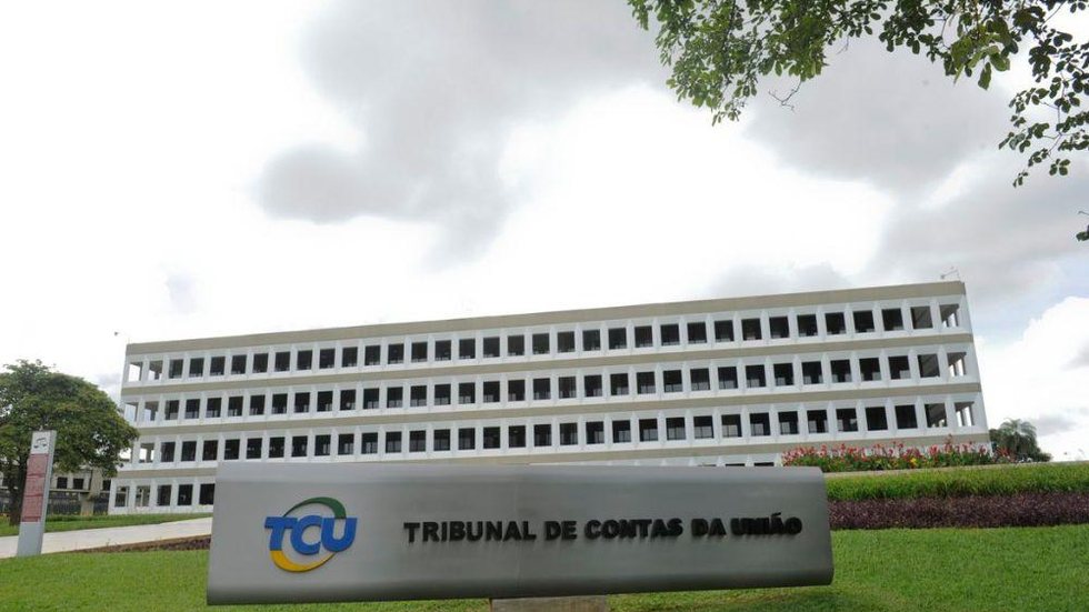 TCU suspende aditivo de contrato de empresa investigada na CPI da Covid
