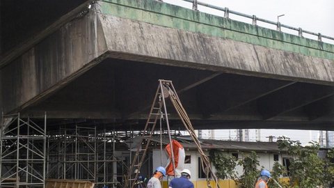 Obras no viaduto da Marginal Pinheiros continuam neste sábado