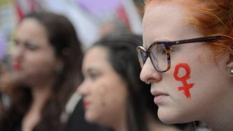 Milhares de mulheres pelo mundo foram às ruas contra a violência de gênero