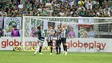 Palmeiras chega a 35% dos gols em bolas paradas e tem semana cheia para aprimorar jogada