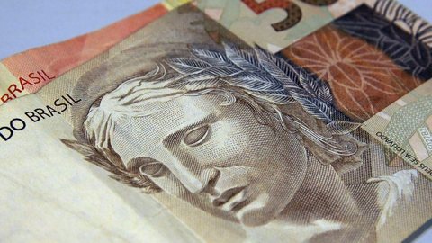 Contas públicas têm déficit recorde de R$ 81 bilhões em julho, diz BC