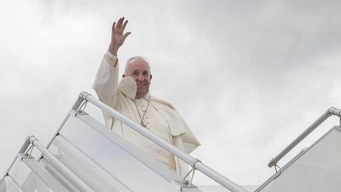 Papa Francisco desconsidera ordenação de homens casados na Amazônia