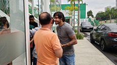 Sob cuidados do Palmeiras, Ricardo Goulart volta à Academia sem certeza sobre seu futuro