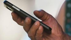 Procon-SP pede que bancos provem segurança de aplicativos de celulares