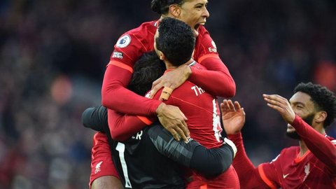 Liverpool vira com estilo para vencer o Norwich no Campeonato Inglês