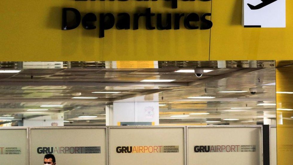 Brasileiros retidos no exterior podem solicitar repatriação online