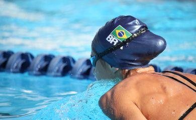 Brasil domina os 100 metros livre no Open de Natação, em Portugal
