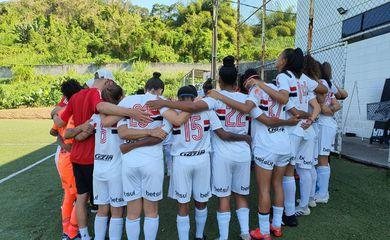 Com goleada, São Paulo encaminha classificação no Brasileiro Feminino