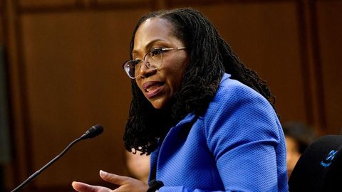 Senado dos EUA confirma primeira mulher negra na Suprema Corte