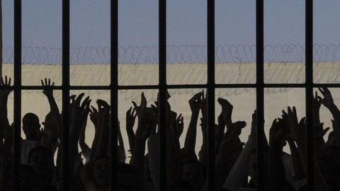 Agentes penitenciários revelam insegurança para enfrentar covid-19