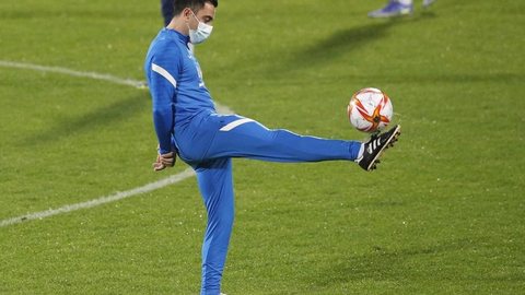 Xavi diz que Supercopa contra o Real Madrid é “prova” para um Barcelona “em construção”