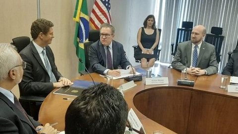 Brasil e EUA se unem em acordo de proteção ambiental