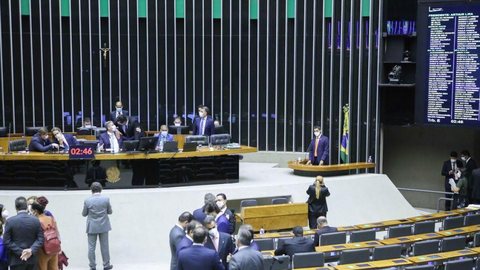 Câmara aprova PEC dos Precatórios em segundo turno