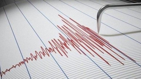 Terremoto de 7,1 graus de magnitude é registrado no Japão