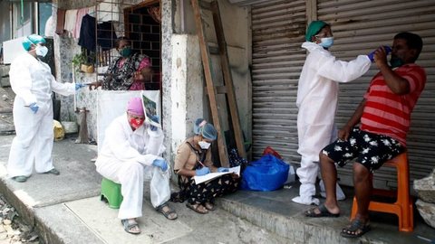 Índia registra o recorde global de infecções pelo coronavírus: 90 mil em um único dia