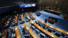 Senado: relatório da MP da Eletrobras é lido; votação deve ser hoje